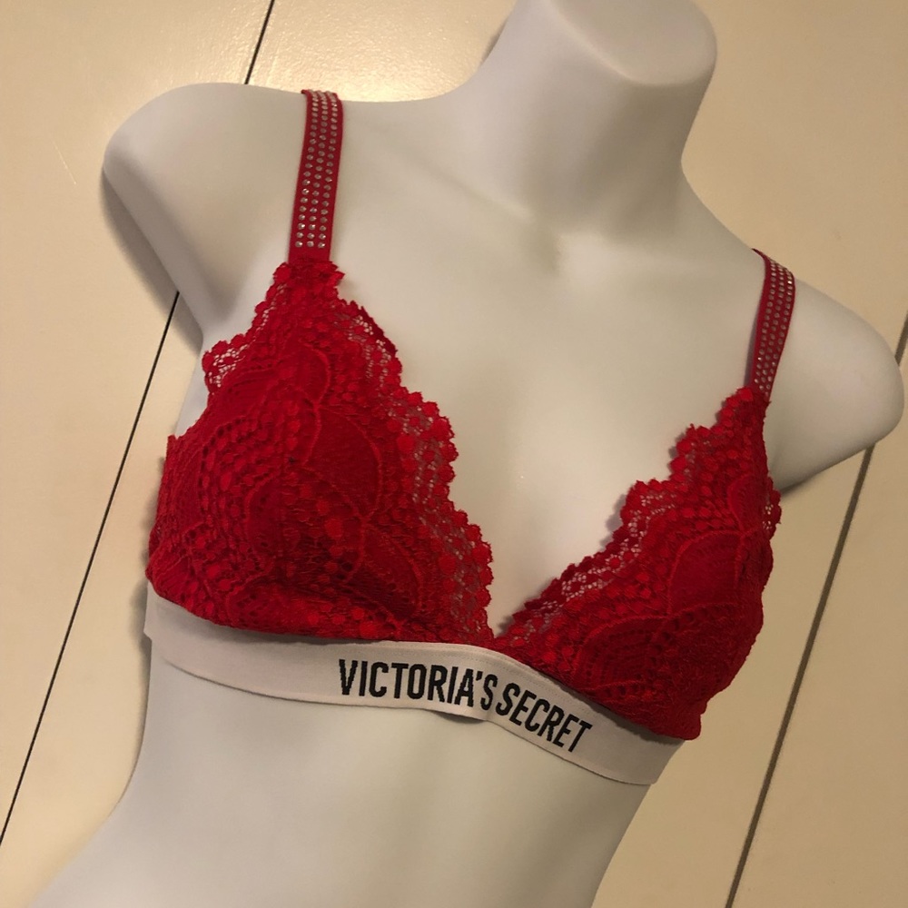 NWOT Victoria Secret Christmas Bra - Picture 2 of 6